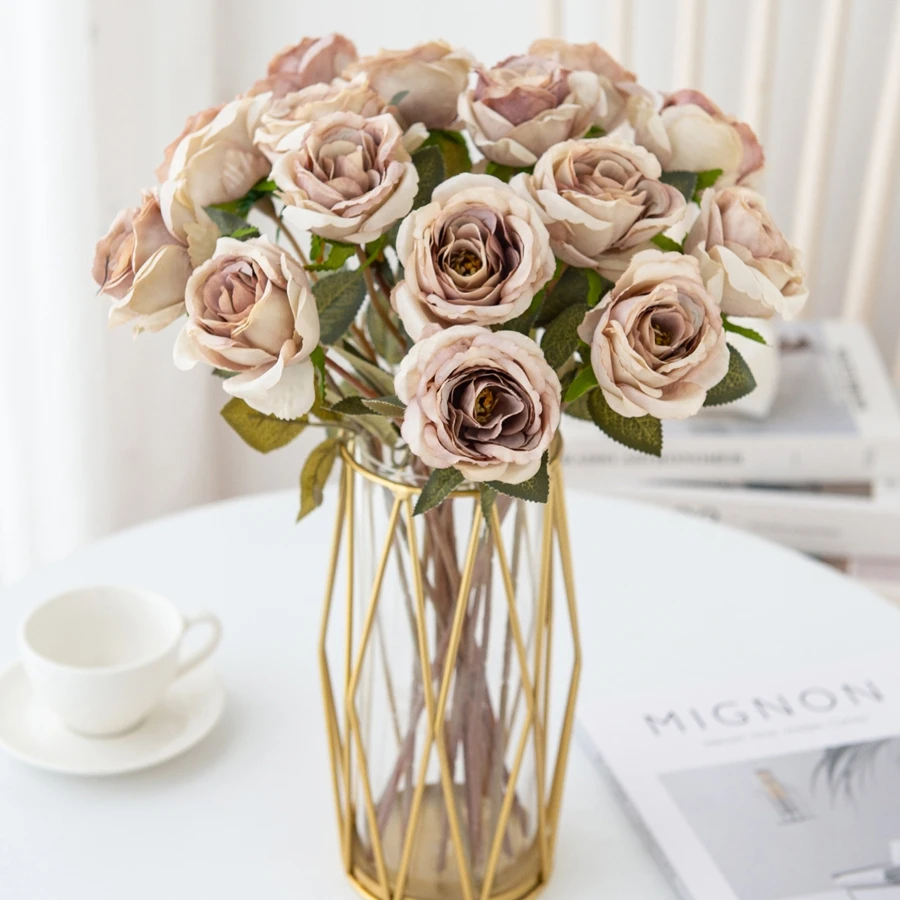 

Artificial Flowers Silk Roses Wedding Bridal Bouquet Festival Outdoor Garden Home RoomTable Decor DIY Gift Box Hotsale Scrapbook