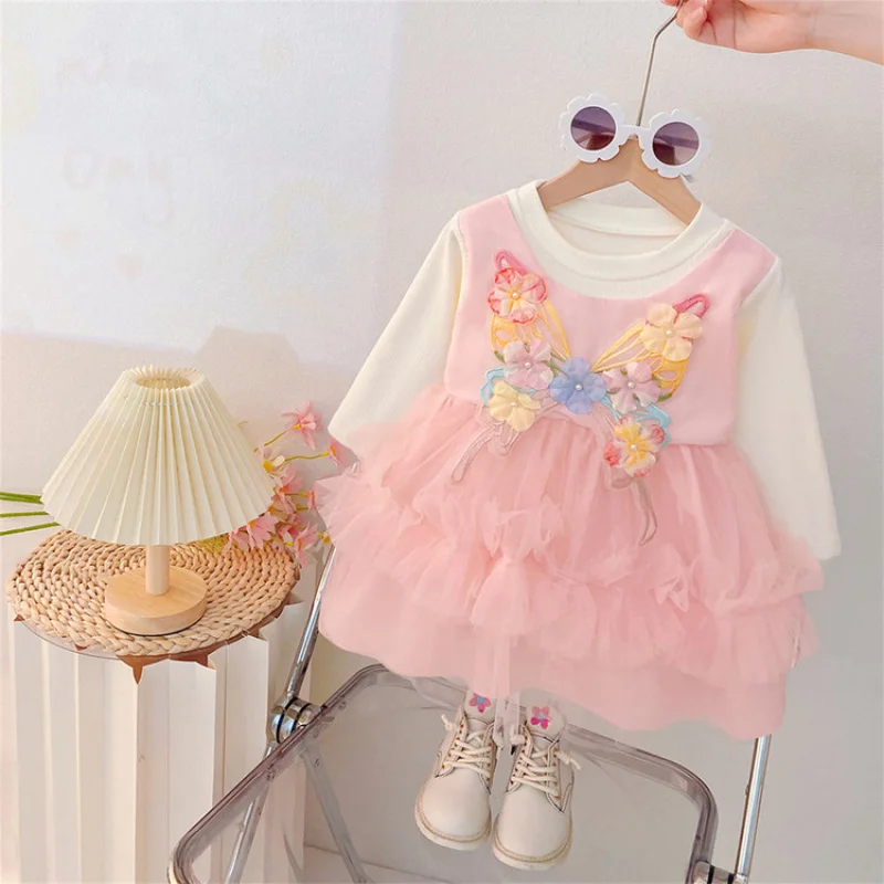 

Girls' Autumn Holiday Princess Dress with Butterfly Back Design and Flutter Sleeves, Stylish and Fresh Children's Dress