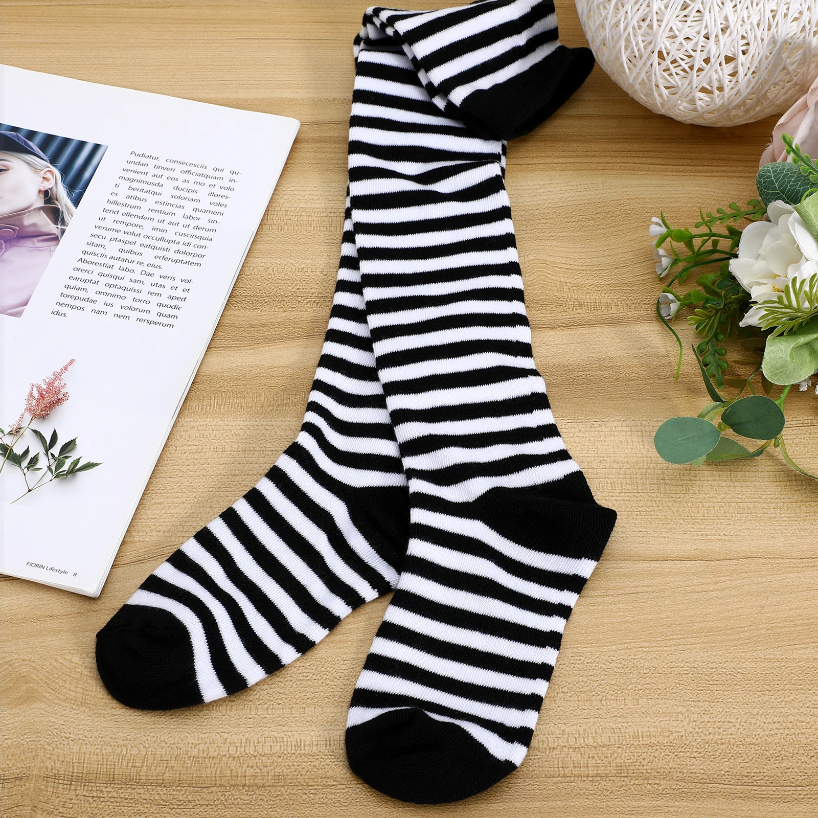 

Black White Pinstriped Thigh High Stockings Women Over Knee Socks Long Stocking Ladies Spring Autumn Costumes Cosplay Festival