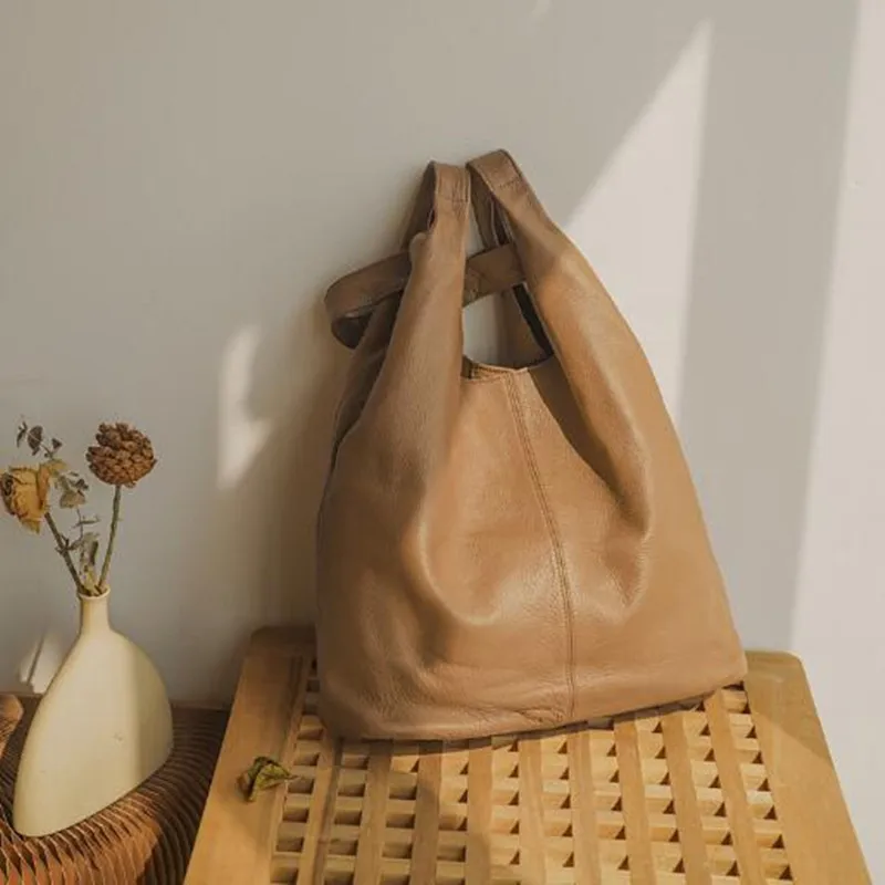 Borsa posteriore multipla di grande capacità in pelle di vacchetta a strati Baotou femminile grande Tote borsa moda Casual con manico superiore