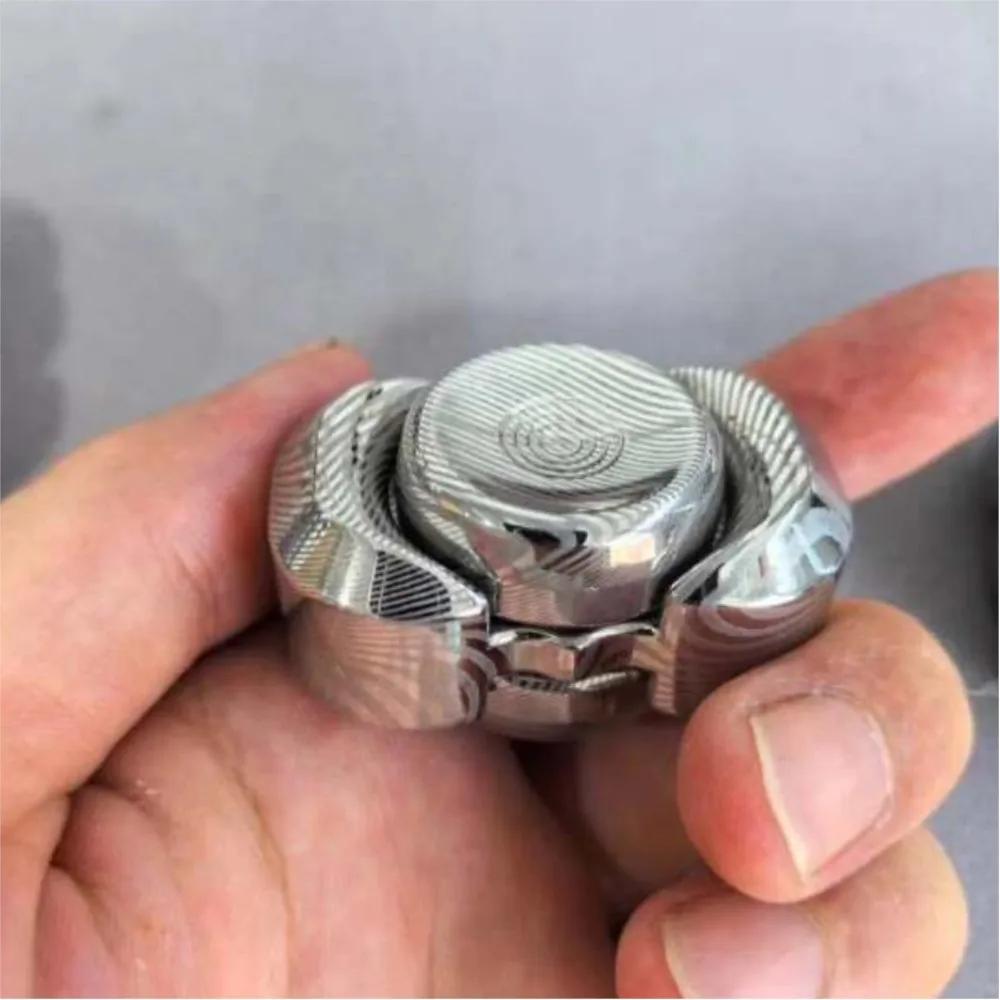 FZEDC Fidget Spinner à deux lames, sensation de manipulation, Gadgets de soulagement de l'anxiété, jouets Fidget pour adultes, nouveauté en métal