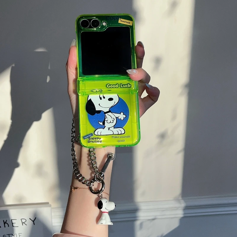 Cute Cartoon Peanut Snoopy Fluorescent Green Card Wallet Pocket Phone Case For Samsung Galaxy Z Flip 7 6 5 4 3 Hard TPU Cover view 4