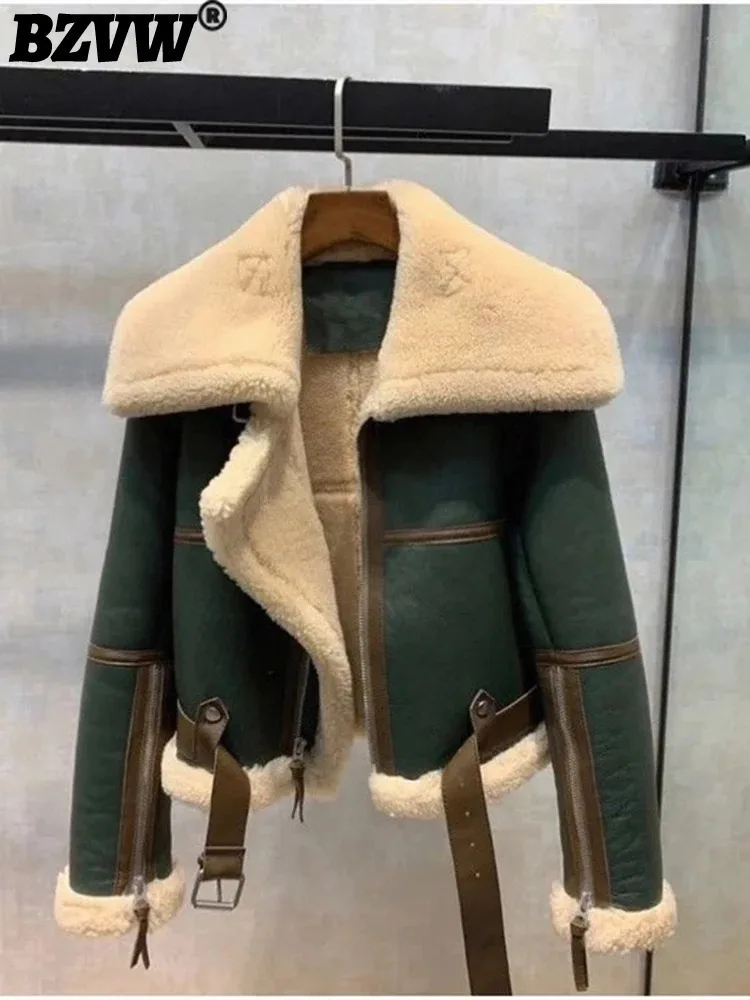 BZVW Fur and fur one-piece thickened sheep shearing short winter outfit green 2024 motorcycle suit big collar jacket women's new