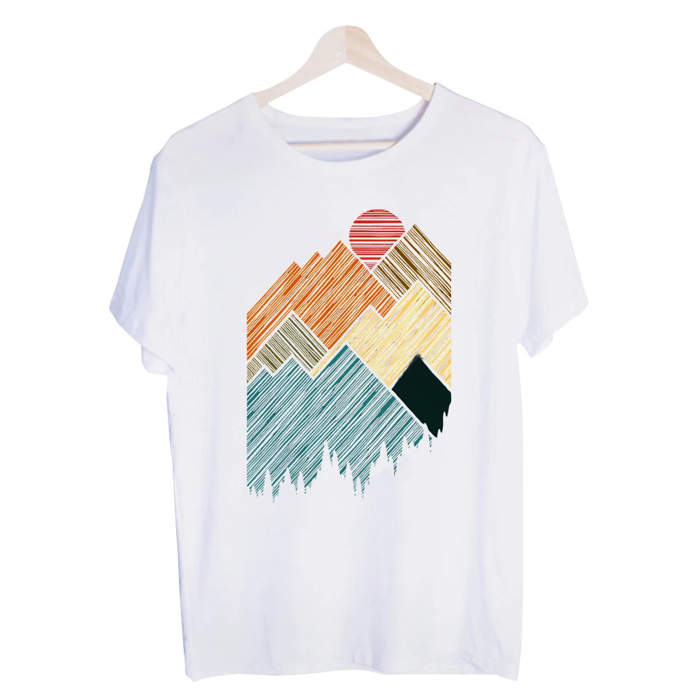 Men's Mountain and Sun Abstract Graphic Tee, Short Sleeve Crew Neck T-Shirt for Casual Outdoor and Summer Wear