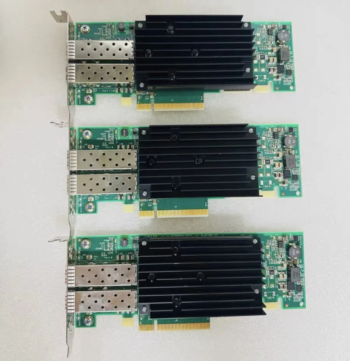 

Двухпортовый серверный адаптер PCI-E Solarflare XtremeScale SFN8522-PLUS