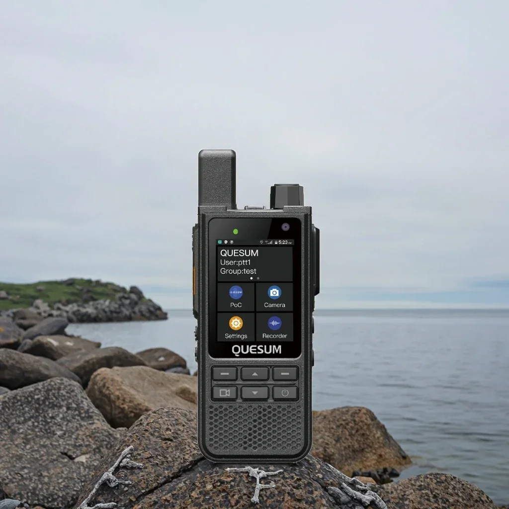 New Communication 4G Intercom Cheap Handheld 4G Push-To-Talk POC Two Way Radio 4G POC Walkie Talkie Wifi Radio With SIM Card GPS