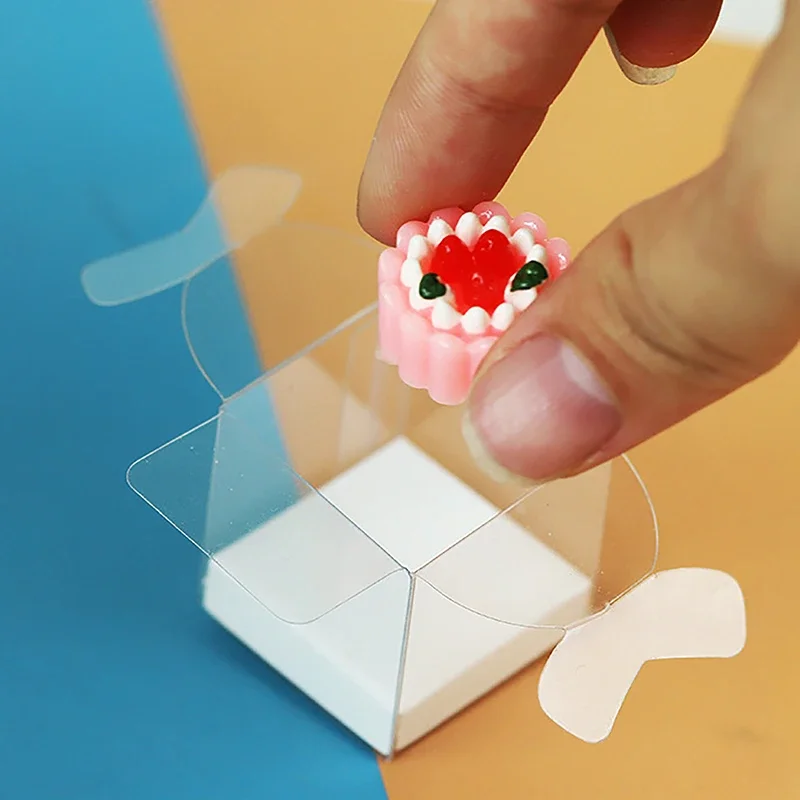 Mini caja de pastel transparente de 2 unidades para casa de muñecas; Accesorios de embalaje de juguetes de postre de simulación