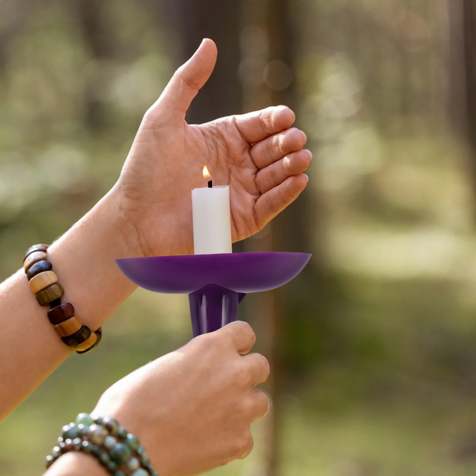 

50Pcs Taper Drip Protector Plastic Wax Catcher Holder for Church Christmas Meditation Gathering Bobeches for Candlesticks