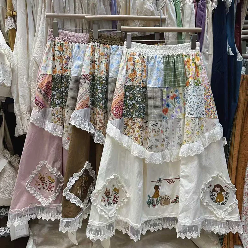 

Autumn Winter Japanese Pastoral Style Women's Plaid & Floral Patchwork High-Waisted A-Line Midi Skirt with Thin Fleece Lining