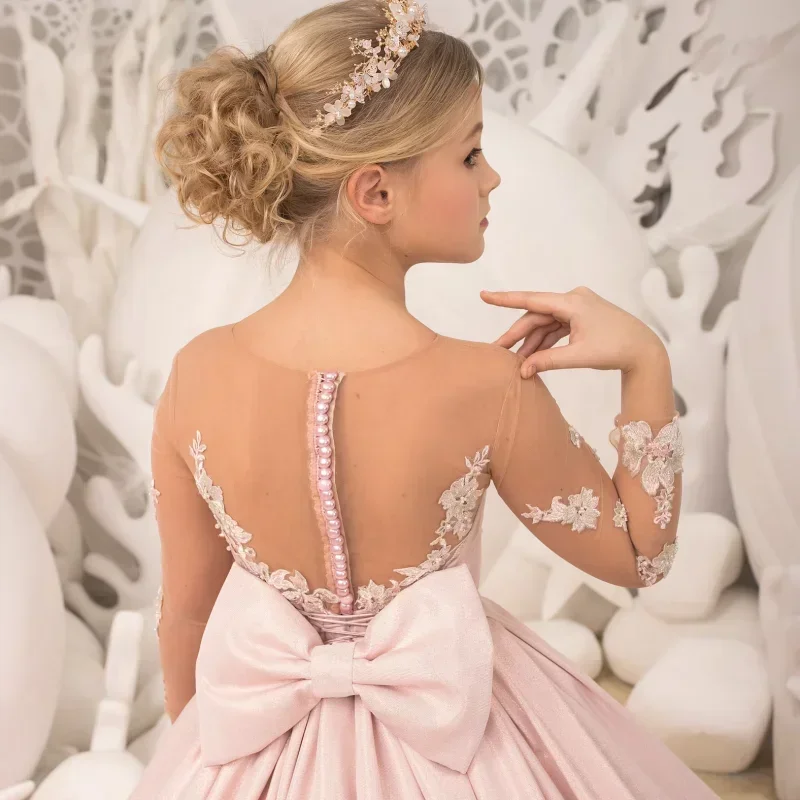 Blumenmädchenkleider Rosa Satin Weißes Flory-Muster mit Schleife Langarm für Hochzeit Geburtstag Party Bankettkleider Maßgeschneidert