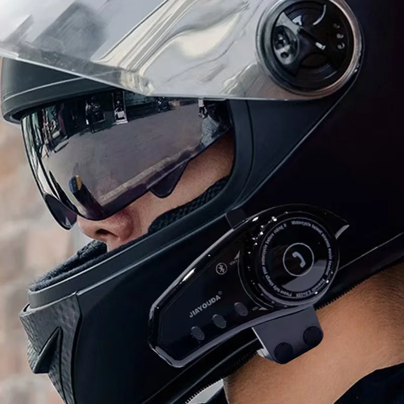 

Наушники для шлема: Где комфорт встречает режущий — звук края