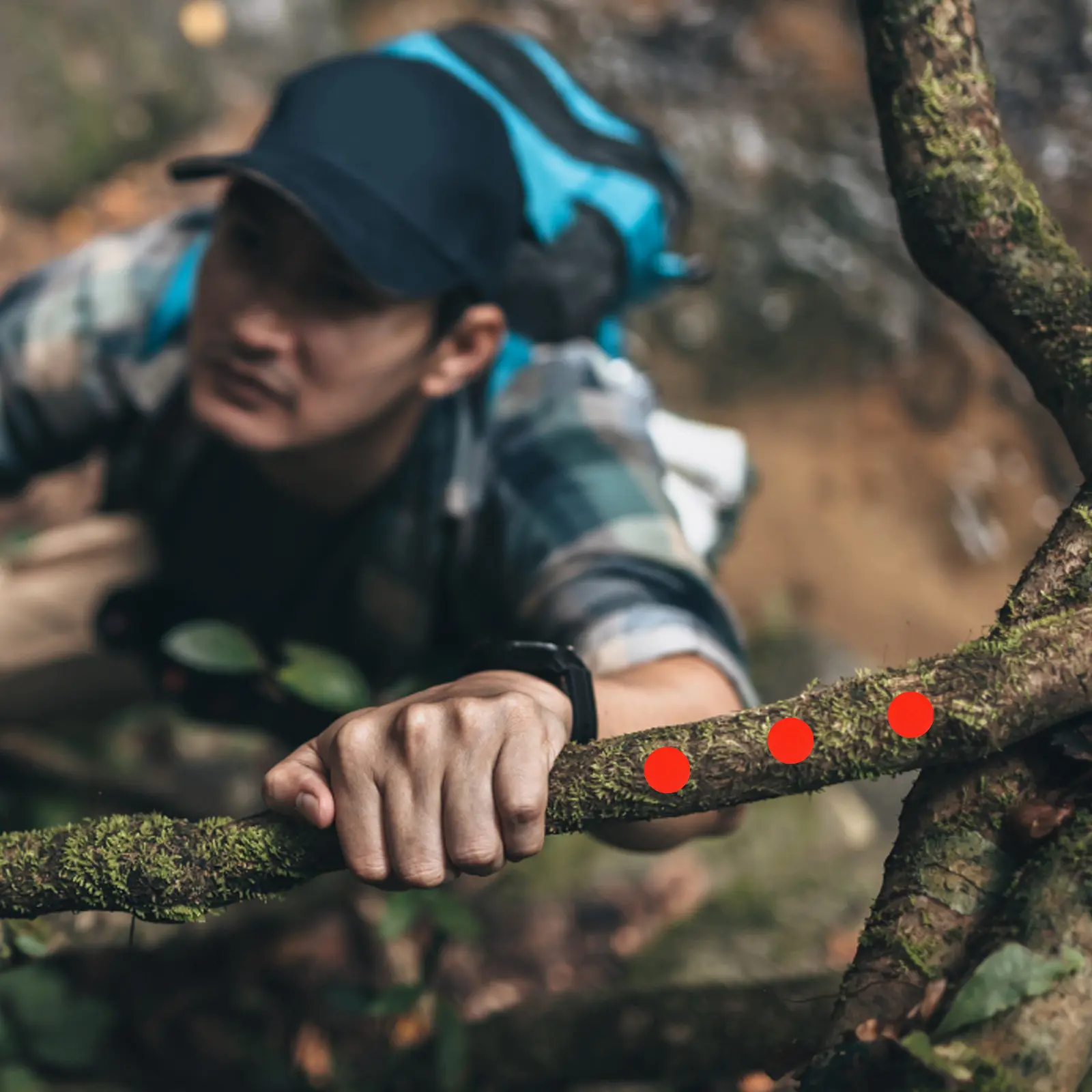 

50Pcs Reflective Thumb Tacks with Strong Glow for Trail Marking Outdoor Camping Hiking Visibility Enhancement Metal Push Pins