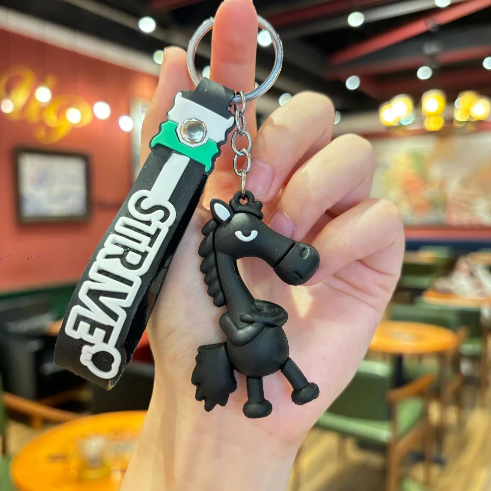 بولي كلوريد الفينيل الكرتون الحصان قلادة حقيبة سلسلة مفاتيح الديكور الحصان حلقات المفاتيح حامل لعام 2026 هدية السنة الجديدة قلادة الموضة والمجوهرات