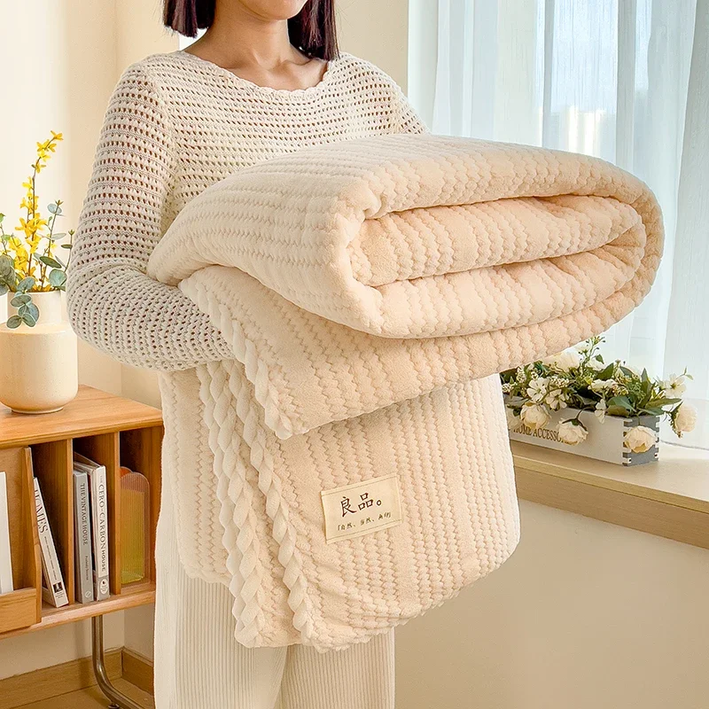 Category A Thickened Jacquard Velvet Autumn Warm Winter Blanket Soft Delicate Warmth Sofa Blankets for Thorw Comfortable Duvet