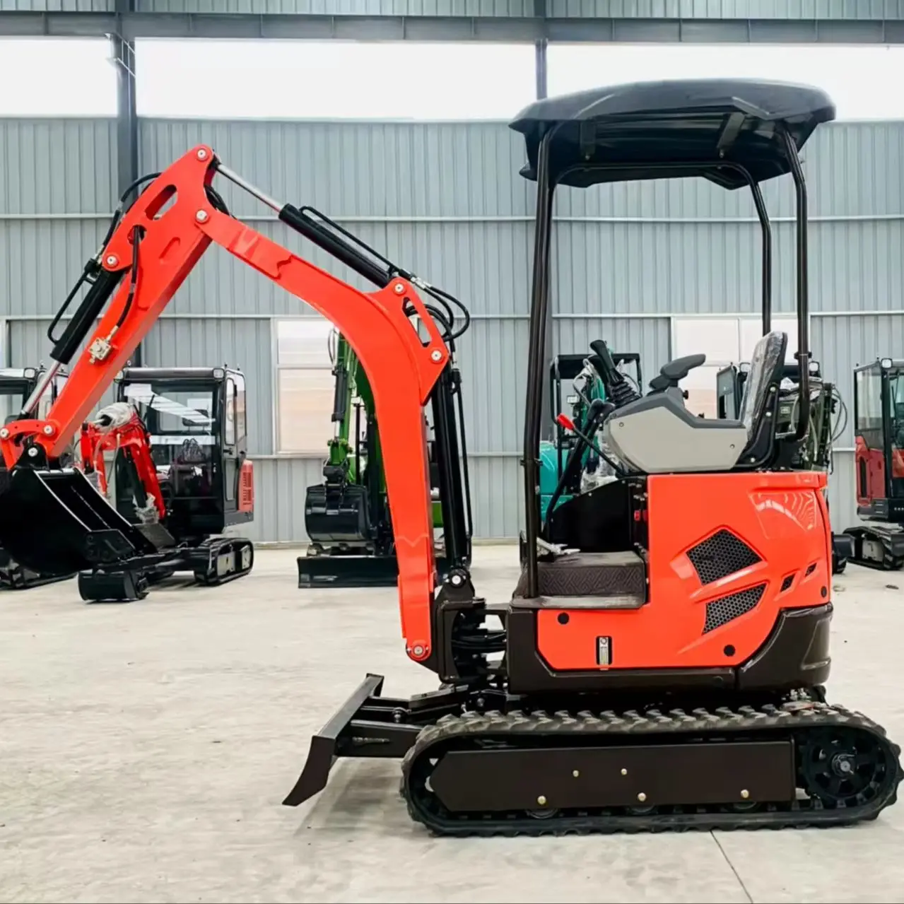 

2Ton Mini Excavator Kubota 3-Cylinder Water-Cooled Diesel Engine Hydraulic Pilot Telescopic Track Swing Boom Digger for Farm Gar