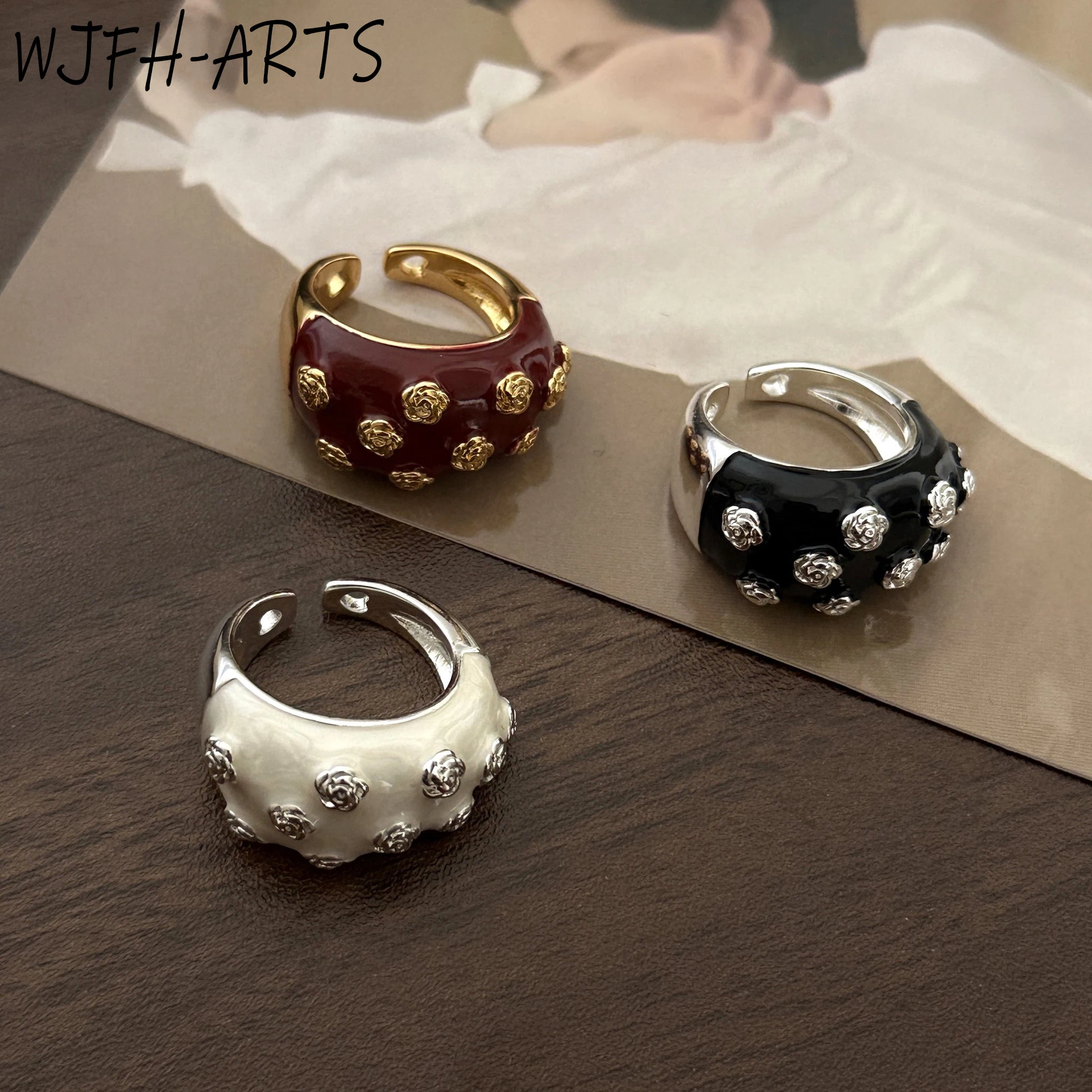 WJFH-ARTS Classic Camellia Design Oil Dropping Technique Open Ring For Women Personality Index Finger Rings Jewelry Wholesale