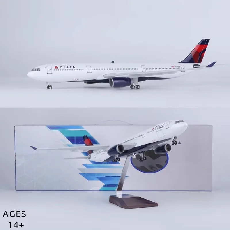 1:135 Scale 47 Cm A330 Delta Air Lines Aircraft Model With Lights And Bottom Wheel Die-cast Resin Plastic Plane Model Gift