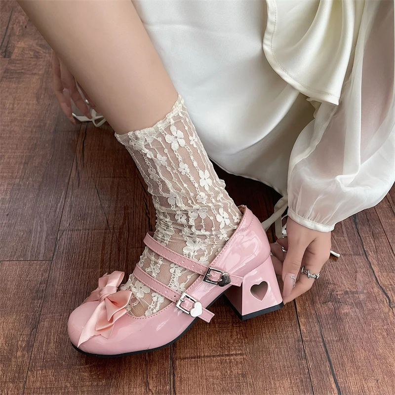 Sweet Pink Bowknot Lolita Shoes Women Fahion Buckle Med Heels Mary Janes Woman Patent Leather Thick Heels Cosplay Shoes 2024