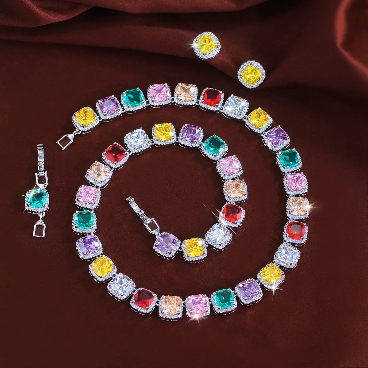 

Luxury Clear Cubic Zirconia Necklace Earrings Set for Fashion Elegant Women Wedding Party Jewelry Statement Accessory