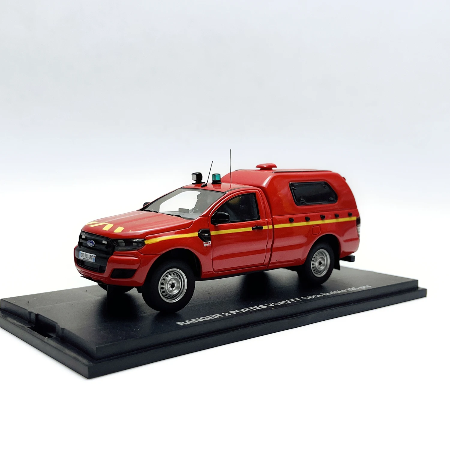 

ALARME 1:43 Scale Resin Ford Ranger 2 Pickup Fire Truck Toys Cars Model Classics Nostalgia Adult Souvenir Gifts Static Display