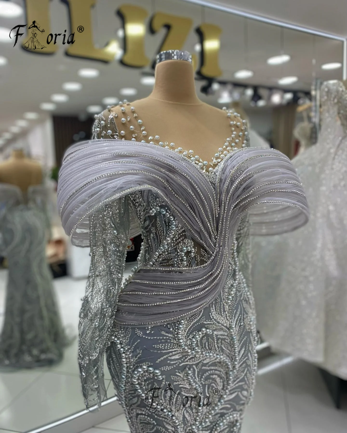 Vestido de noche de sirena sin hombros para mujer, vestido de graduación de manga larga con lentejuelas y perlas, vestidos de fiesta de boda de Dubái, plateado brillante