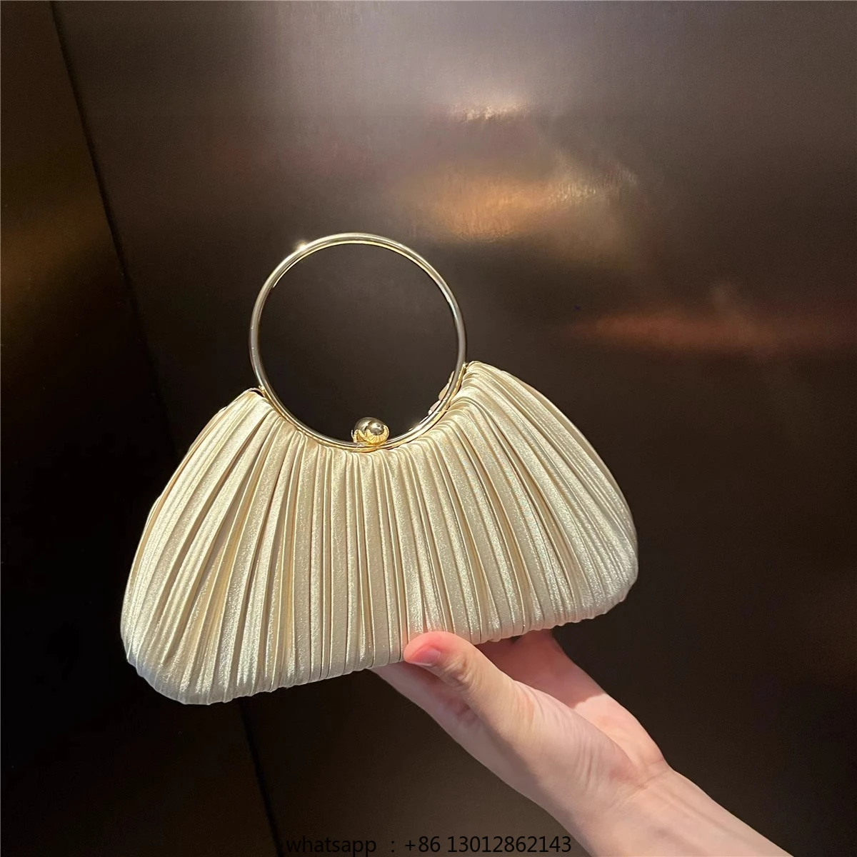 

Premium wrinkle bag ring handbag