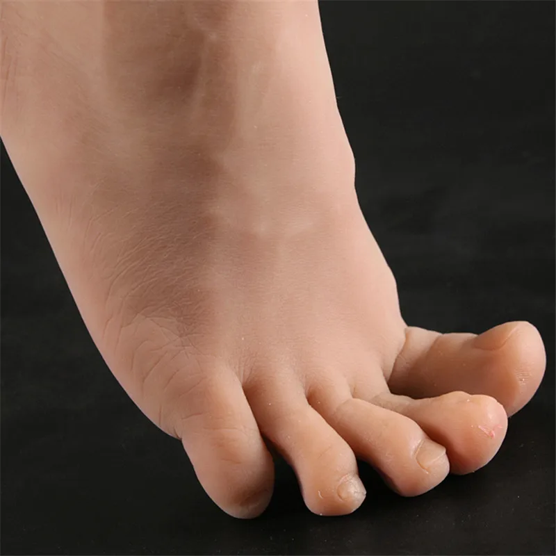 The Male Foot Model Of The Simulated Human Body Is Used To Take Photos To Show The Creative And Funny Props Of Shoes And Socks