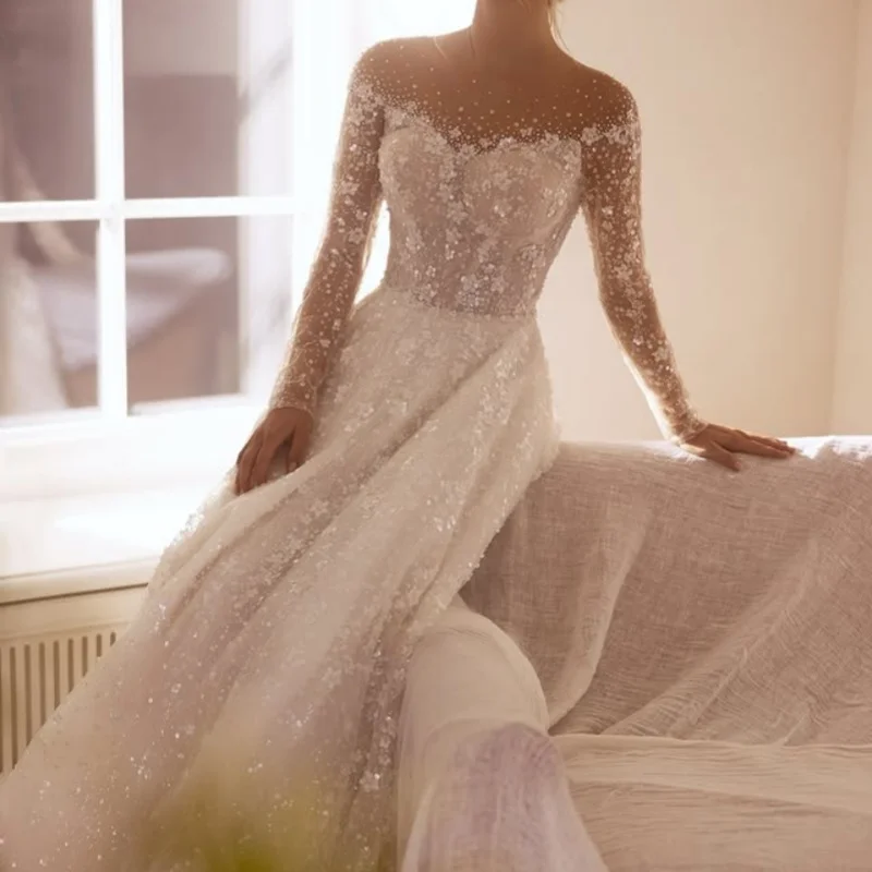 

Shiny ivory white flower Appliques Wedding Dresses Sequin decal long sleeves Bridal Gowns Made Customized