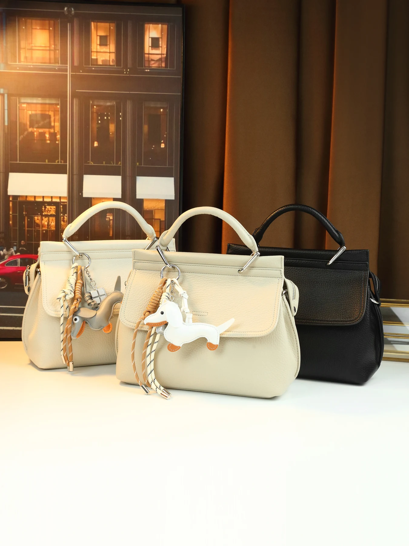 

Stylish Solid Color Square Tote Bag Spacious with Charm for Ladies