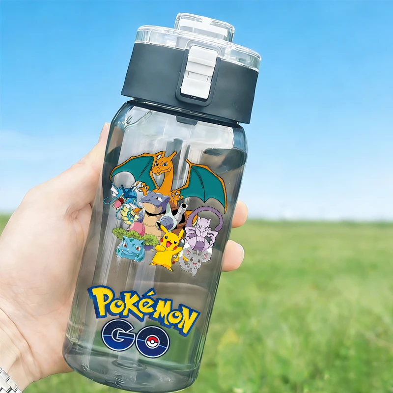 600ml Pokémon Glurak Wasserflasche Anime Pikachu Bisasaur Kinder Outdoor Transparente Strohhalm-Trinkflasche Cartoon Jungen Mädchen Trinkflaschen