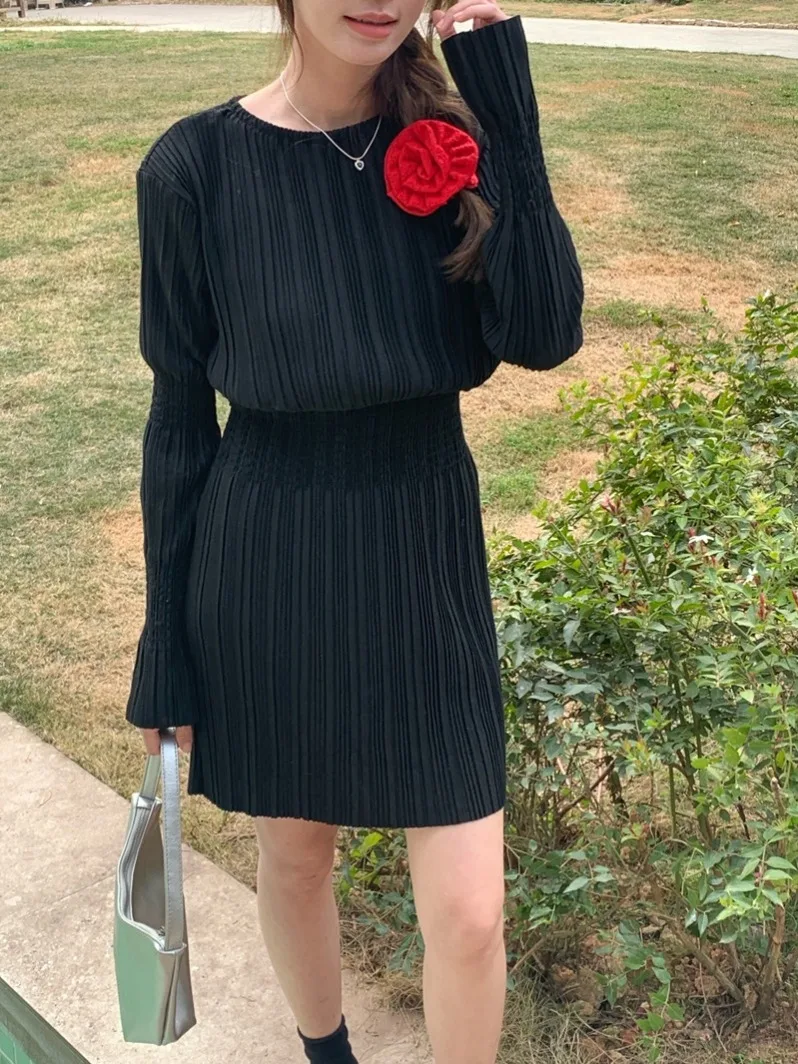 

Retro Pleated Long Sve Women's Dr Slimming Waist Design Ele Bla Dr Autumn 2025 Faion Single Piece Pure Color