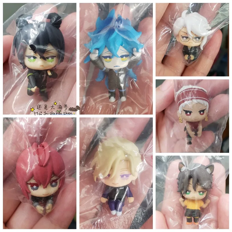 

Original Bandai Disney Twisted Wonderland Action Figure Mini Model Gashapon Capsule Toys Anime Figurine Cute Gift