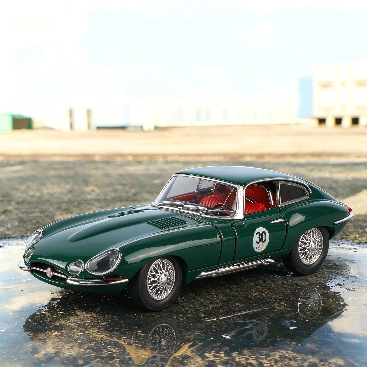 1:24 E-TYPE Vintage Sports Car Alloy Metal Diecast Model Car Sound & Light Pull Back Car Birthday Gift For Friend