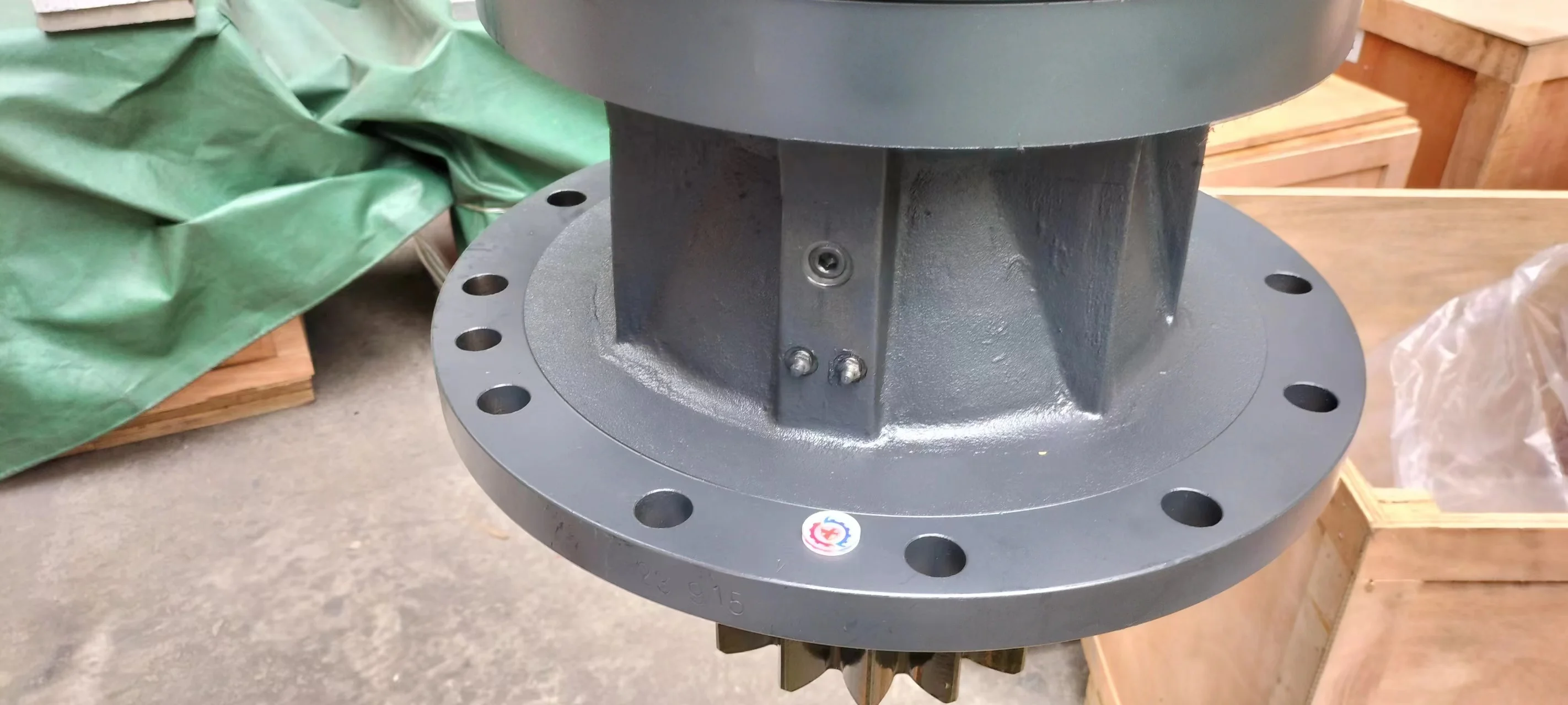 SH370 350-5 Rotating Gear Box Assembly For Engine Excavator Parts