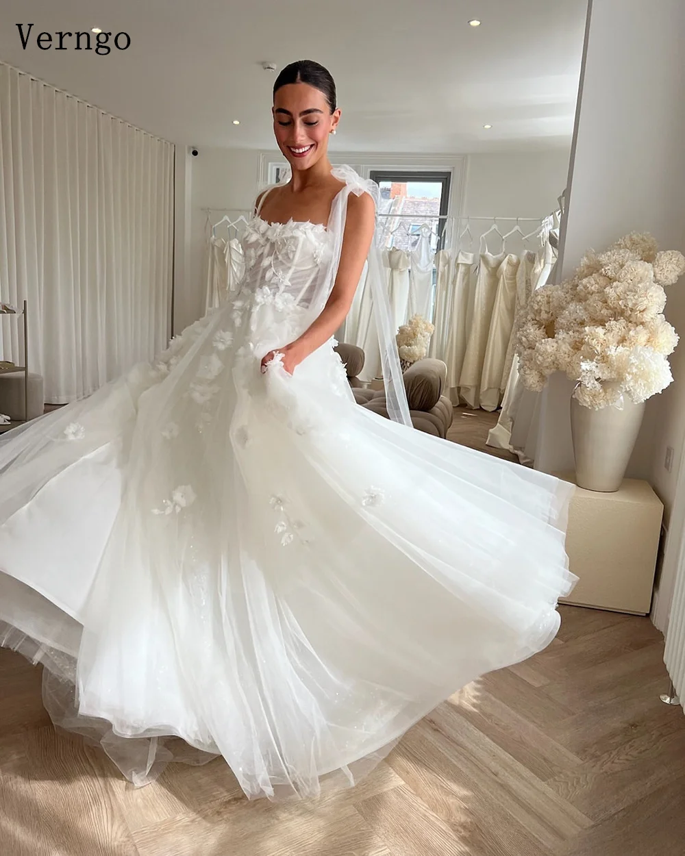 Verngo apliques vestido de novia de tul marfil tirantes espagueti una línea vestidos de novia clásico Maxi vestido de novia Formal personalizado