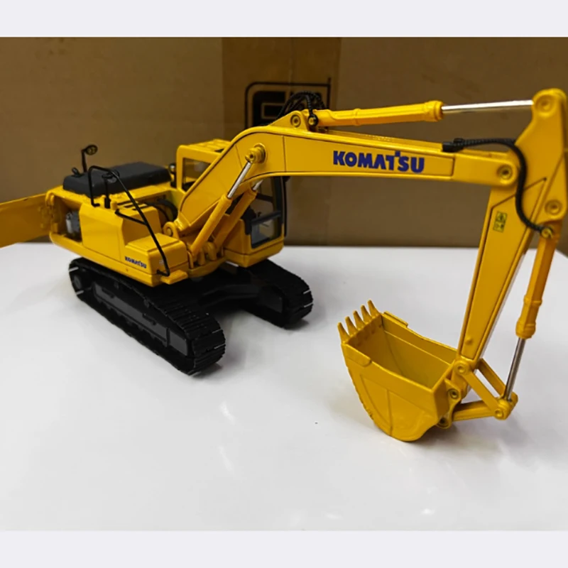 

Литой под давлением экскаватор KOMATSU PC200-8M0, масштаб 1:43, имитационная модель автомобиля из сплава, статическое украшение, сувенирные подарки для взрослых мальчиков