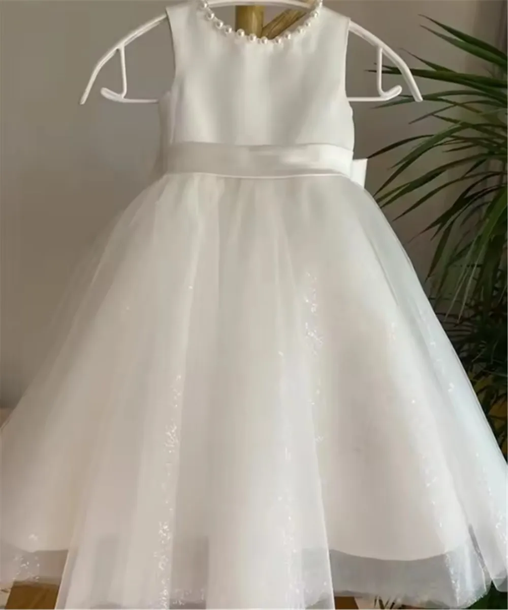 

Elegant Sleeveless Flower Girl Wedding Dress Pearls with Bow Girl Princess Birthday Party Dress Communion Ball Gown Customized