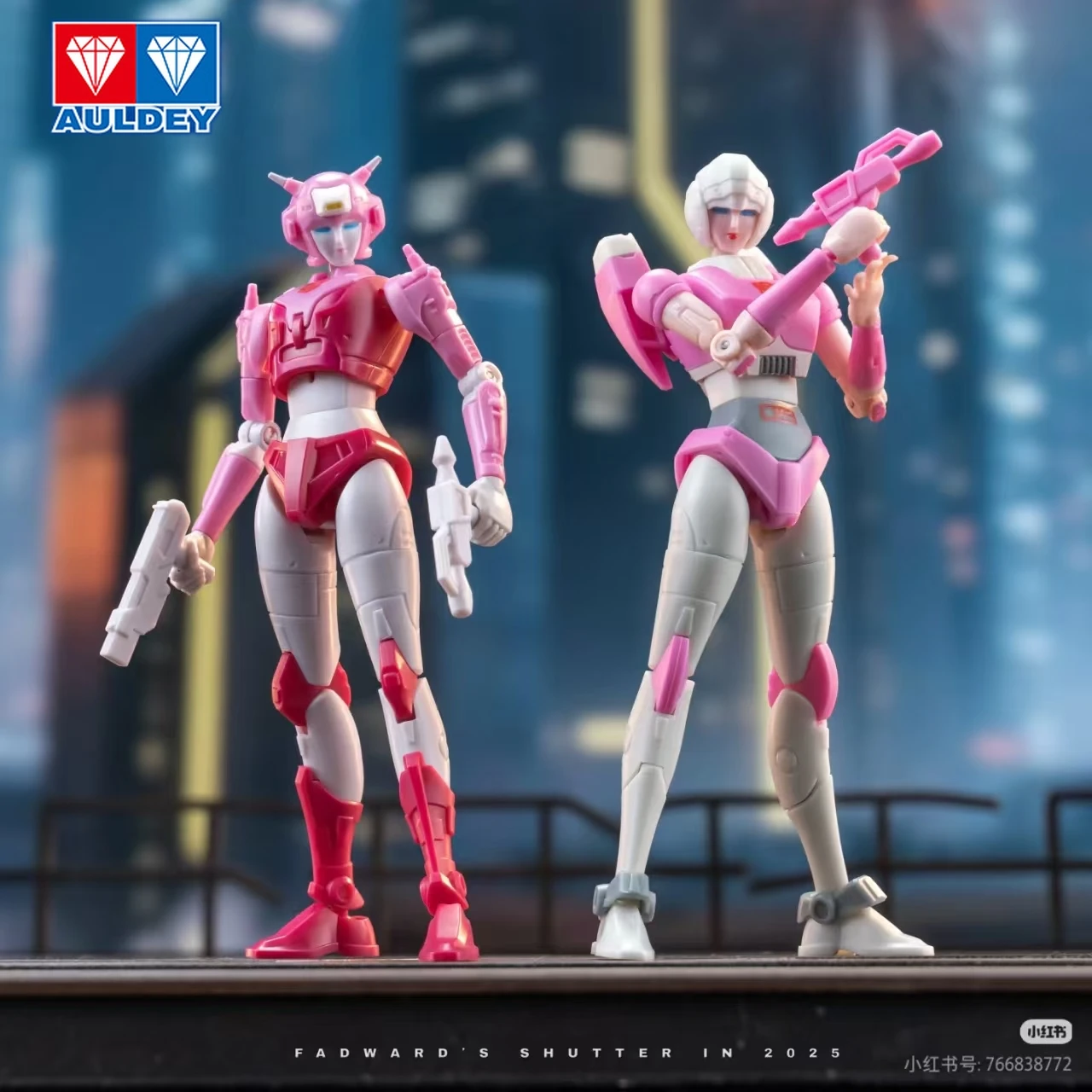 High-Quality Highly Articulated Doll  Transformers Figurine Restoration Multi-Pose Mecha Arcee Elita-1 Sisiter Model Girls' Gift