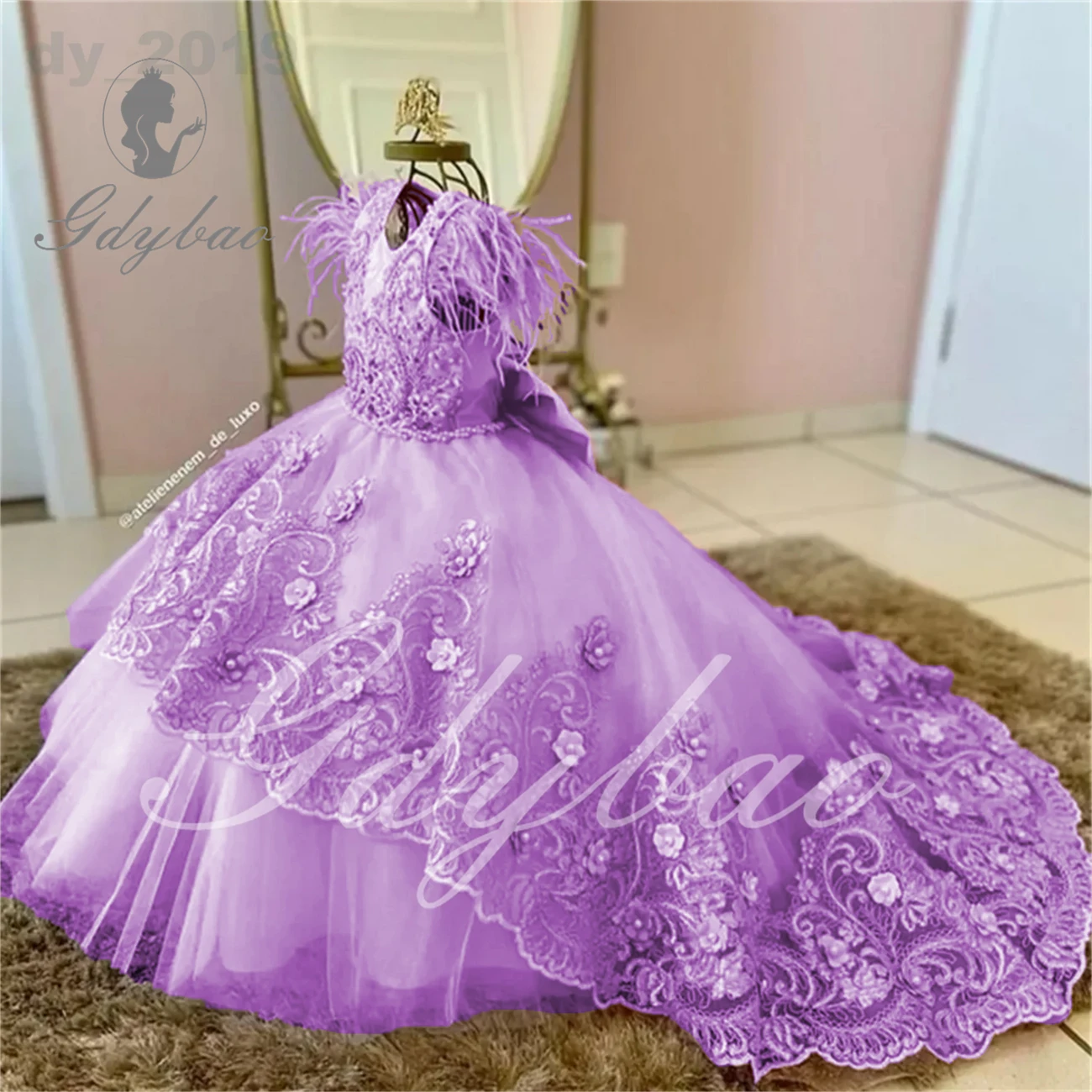 Champagne Flower Girl Dress For Wedding Feather Applique Puffy Floor Length Princess Kids Birthday First Communion Ball Gown