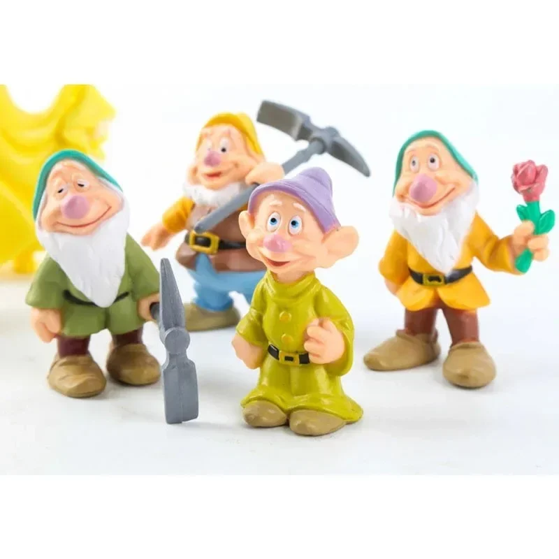 Disney Princess 8 Pz/set Q Vesion Biancaneve e I Sette Nani Figura Giocattolo Modello Bambole Regalo per I Bambini Decorazione di Moda Calda
