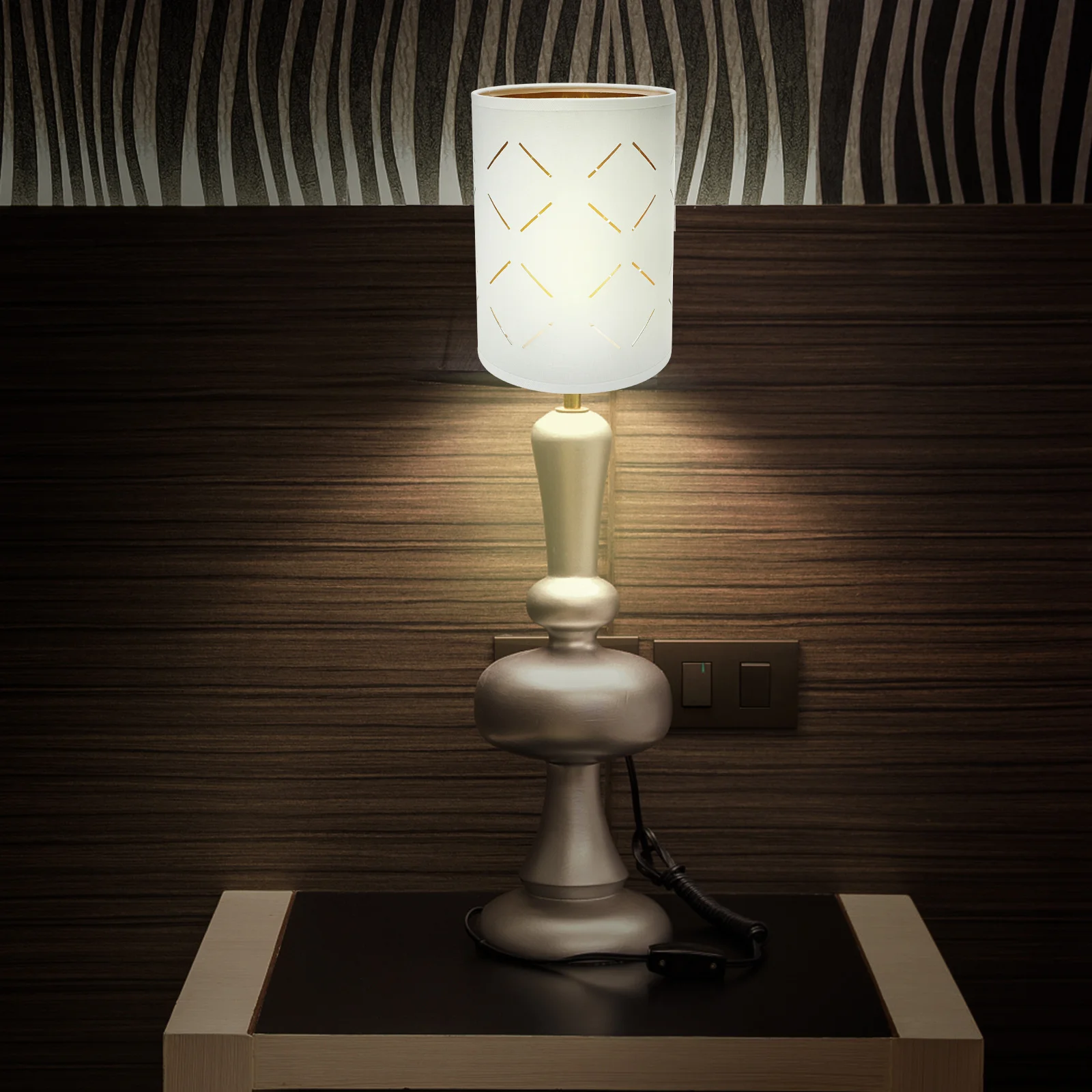 

Cloth Lampshade Hollow-Out Vintage Design Lamp Cover for Table Floor Wall Lamp Light Shade Home Decoration Warm Light