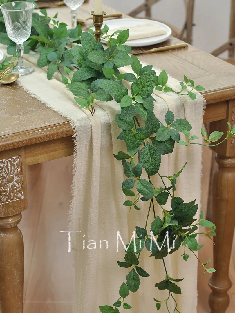 Thumbnail 3 - #61 Latest Table Linens Updates