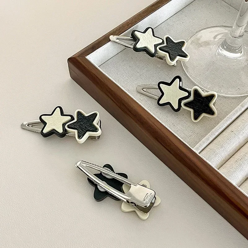 Cute Star Black White Hair Clips Sweet Cool Y2K Hair Clip Girls Forehead Broken Side Clip Makeup Hair Accessories Headdress Clip