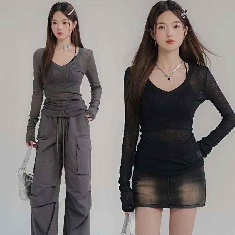

2025 New Pure Desire Sexy Style Textured Sunscreen T-Shirt for Women Summer Fashion V Neck Slim Thin Top Outerwear