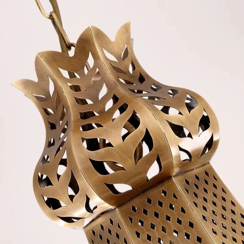 

Припой ретро светодиодная люстра кафе отель бар полая резная люстра