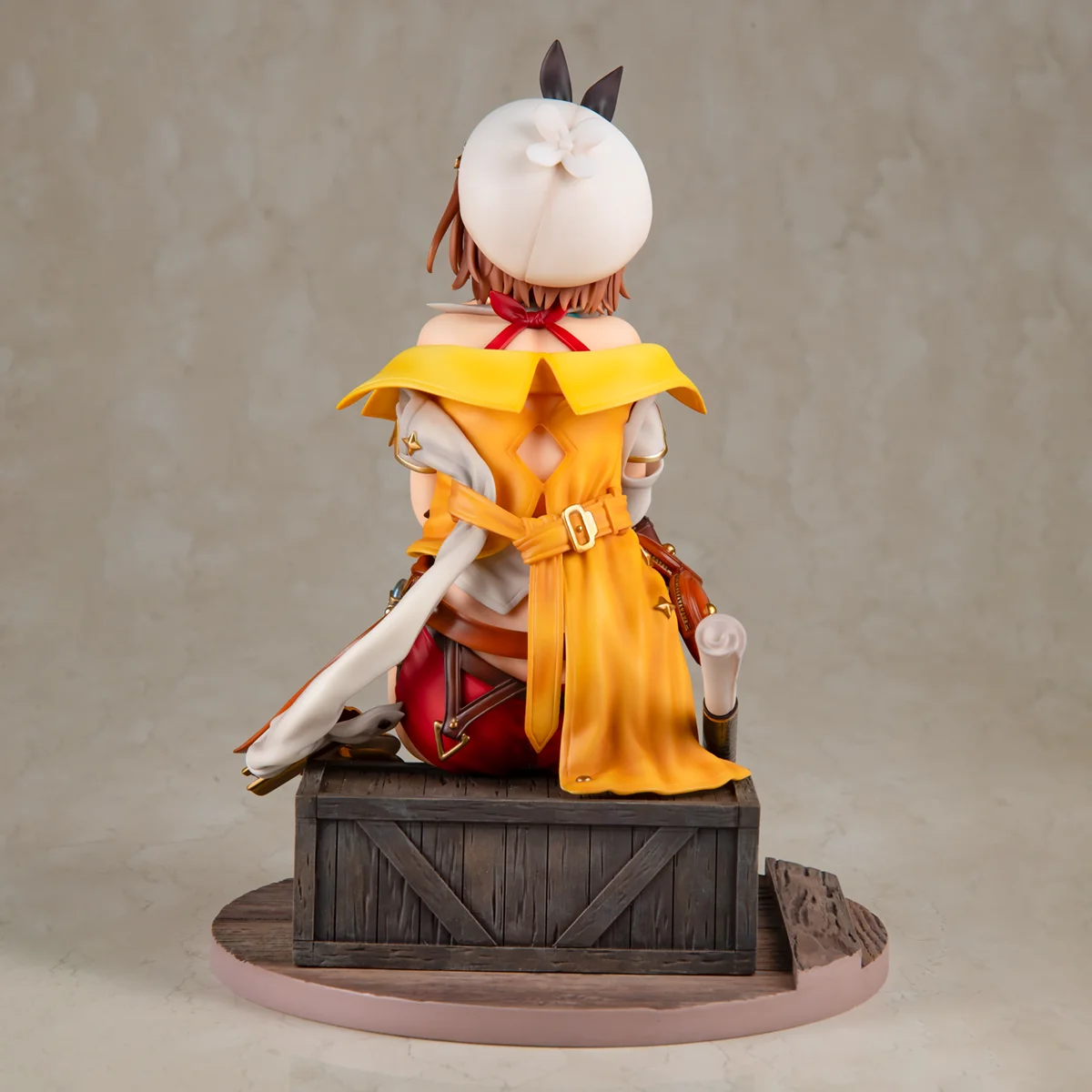 متوفر في المخزون ألعاب Koei Tecmo الأصلية المطلية مسبقًا KT Model+ Atelier Ryza 2 Ushinawareta Denshou To Himitsu No Yousei Reisalin Stout #5