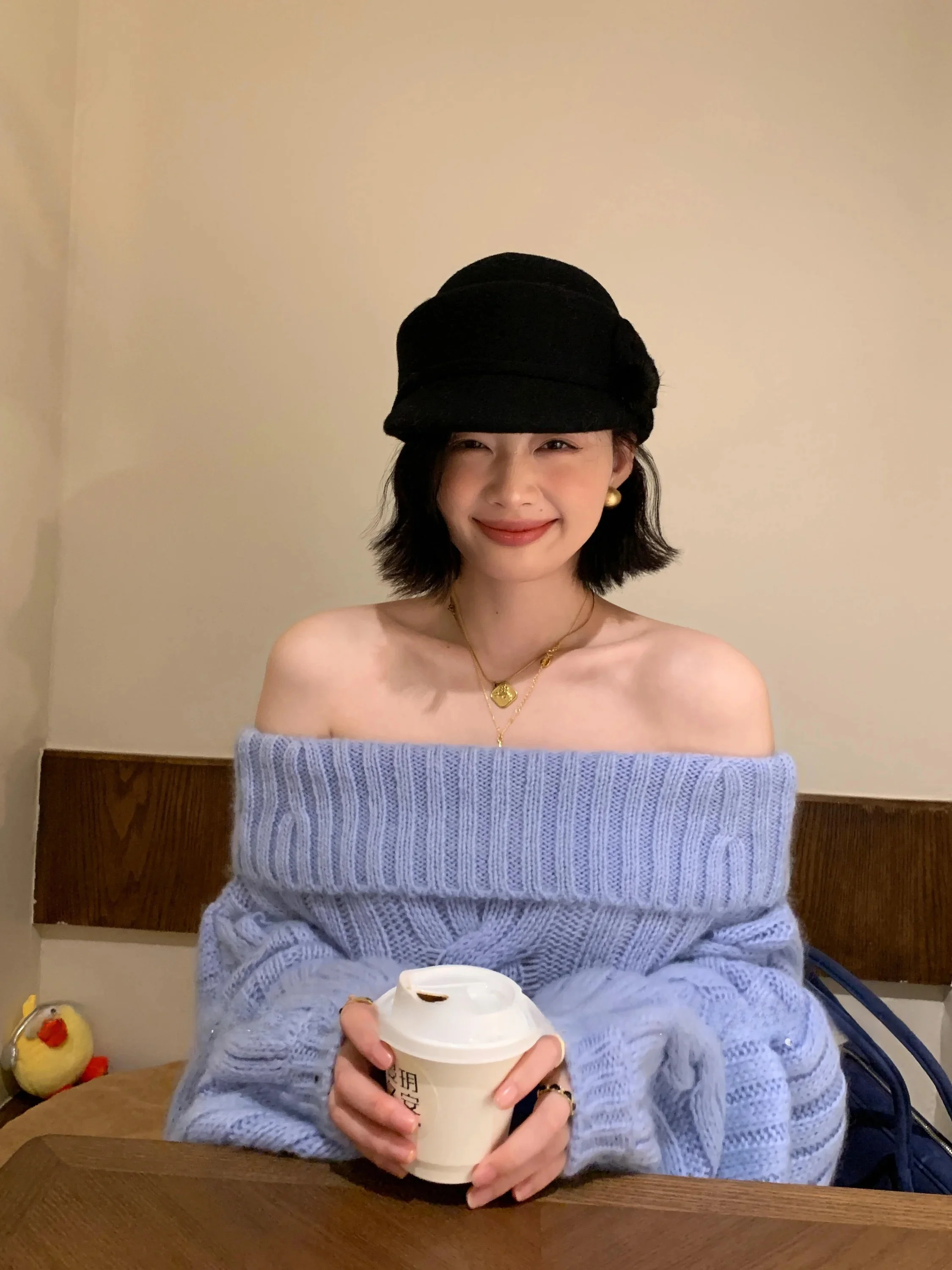 

Blue Thickened Shoulder Sweater Women's Loose Lazy Style Overhead Knitted Shirt Autumn Winter High Sensation Twisted Knitwear