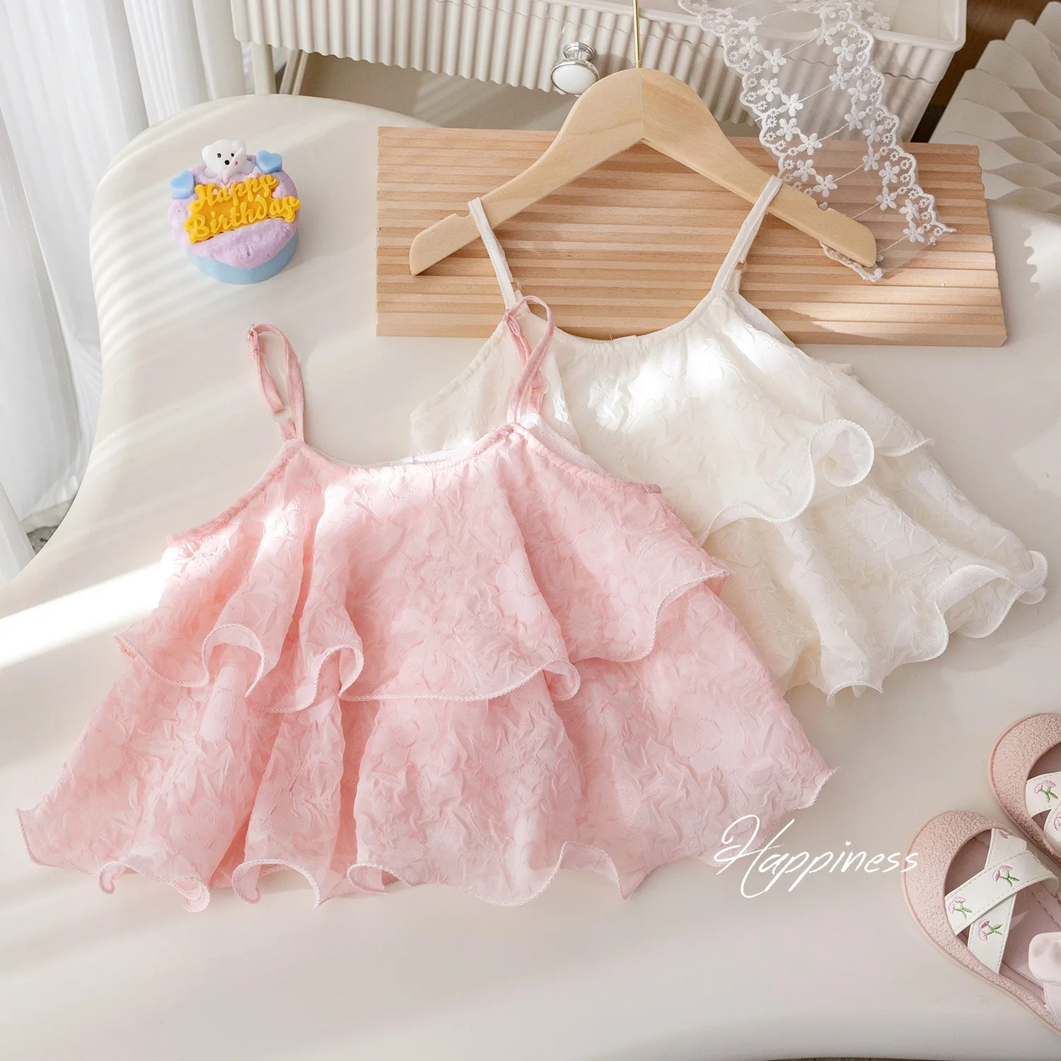 Girls' Summer Suspenders Simple Solid Color Versatile Wavy Lace Vest Girls' Summer Clothes Korean Version Sleeveless Top Tide