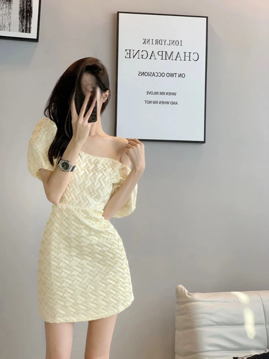 

Summer New Women's Sweet Style Bodycon Dress Short Skirt Bubble Sleeve Casual Wear Elegant And Stylish Dress for Young W...
