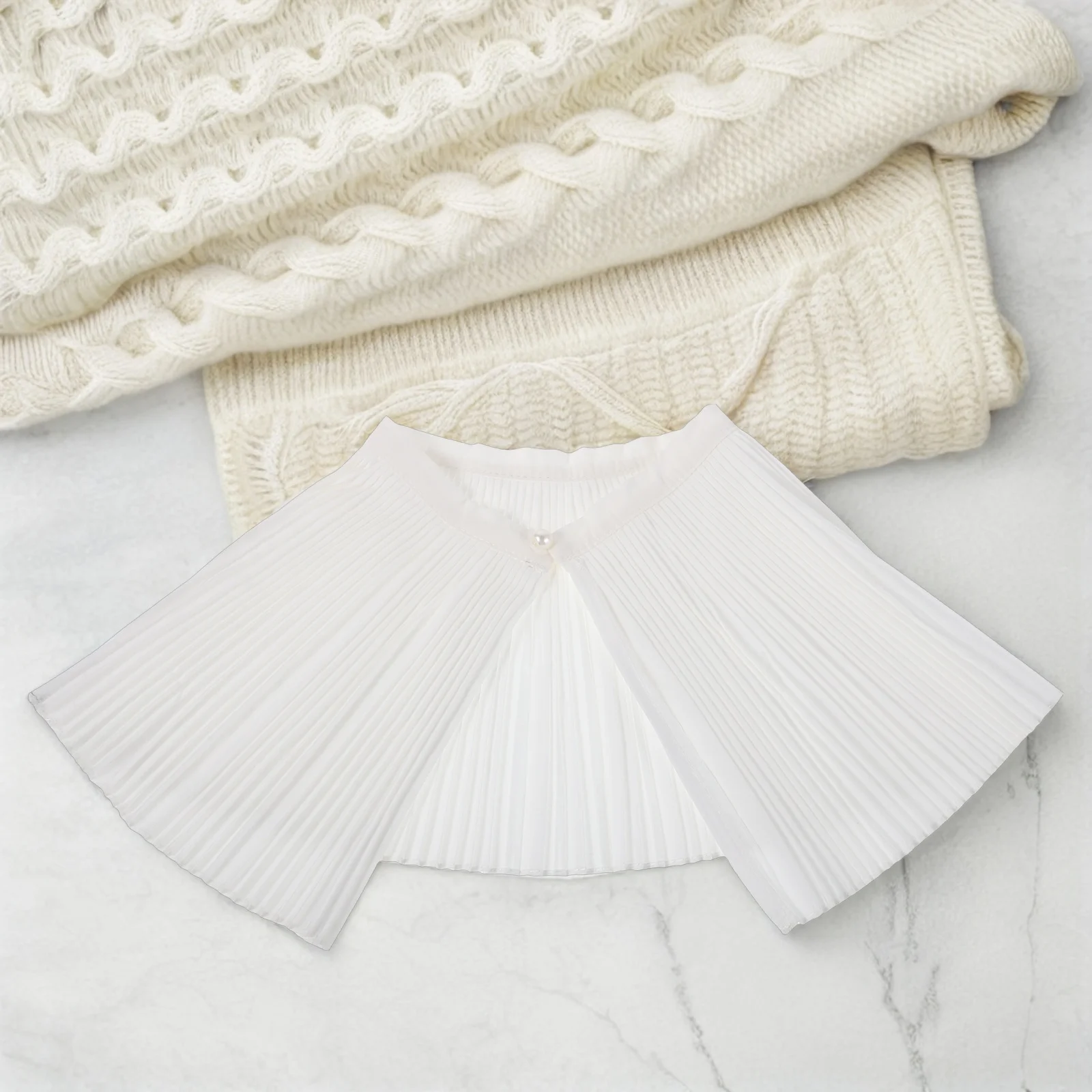 

Elegant Accordion Pleated Shawl Detachable Fake Neck Cape Collar Decorative Cape Overlay Large Lapel Design Retro False Collar